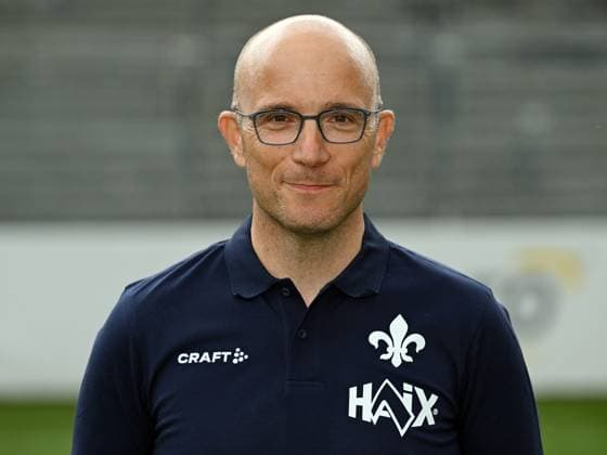 08.07.2025, xjhx, Fussball 2.Bundesliga, SV Darmstadt 98 Fototermin Saison 2025 26, Mannschaftsarzt Dr. Alexander Lesch ; SV Darmstadt 98 2.BL; Porträttermin 2025 2026 Darmstadt