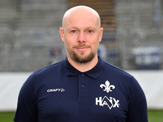 08.07.2025, xjhx, Fussball 2.Bundesliga, SV Darmstadt 98 Fototermin Saison 2025 26, Maximilian Kohl (Videoanalyst) ; SV Darmstadt 98 2.BL; Porträttermin 2025 2026 Darmstadt