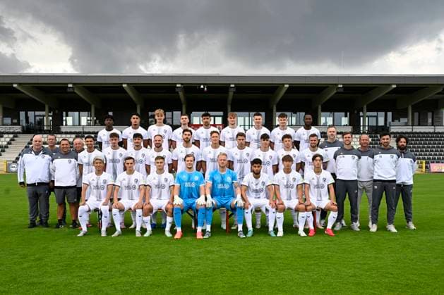 GER, Regionalliga West, SSVg Velbert Mannschaftsfoto und Potrait 8.07.2025,Velbert , IMS Arena, GER, Regionalliga West, SSVg Velbert Mannschaftsfoto und Potrait DFB- Regionalliga West regulations prohibit any use of photographs as image sequences and or quasi-video im Bild die Mannschaft SSVg Velbert 02