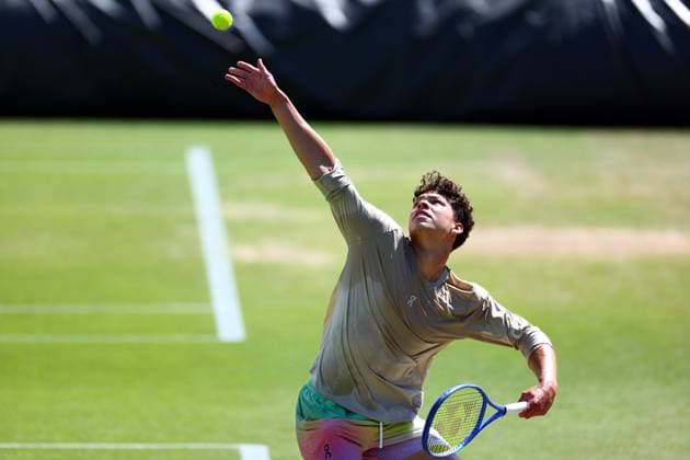 Ben Shelton on the practice courts Wimbledon Tennis Championships, Day 10, The All England Lawn Tennis and Croquet Club, London, UK - 09 Jul 2025London The All England Lawn Tennis and United Kingdom  Copyright: xJamesxMarsh Shutterstockx 15389394d