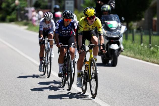 The pack riders during the 4th stage of the Giro d™Italia Women, from Castello Tesino to Pianezze, Italy Wednesday, July 9, 2025. - cycling .  Copyright: xAlessanroxGarofalo LaPressex