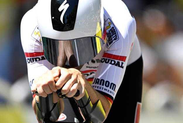 Tour de France 2025 Stage 5 CAEN, FRANCE - JULY 09 : Schachmann Maximilian (GER) of Soudal Quick-Step during stage 5 of the 112th edition of Tour de France an UCI World Tour 2.UWT Individual Time Trial stage for Men Elite of 33 km with start in Caen and finish in Caen on July 9, 2025 in Caen, France, 09 07 2025 ( Motordriver Kenny Verfaillie - Caen France  Copyright: xJanxDexMeuleneirx