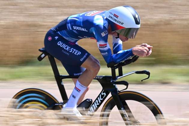 Tour de France 2025 Stage 5 CAEN, FRANCE - JULY 09 : Eenkhoorn Pascal (NED) of Soudal Quick-Step during stage 5 of the 112th edition of Tour de France an UCI World Tour 2.UWT Individual Time Trial stage for Men Elite of 33 km with start in Caen and finish in Caen on July 9, 2025 in Caen, France, 09 07 2025 ( Motordriver Kenny Verfaillie - Caen France  Copyright: xVincentxKalutx