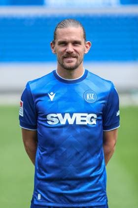 Sebastian Jung (Karlsruher SC, 02), GER, Karlsruher SC (KSC, Karlsruhe), Fussball, 2. Bundesliga, Portaettermin, Spielzeit 2025 2026, 09.07.2025, DFL REGULATIONS PROHIBIT ANY USE OF PHOTOGRAPHS AS IMAGE SEQUENCES AND OR QUASI-VIDEO, GER, Karlsruher SC (KSC, Karlsruhe), Fussball, 2. Bundesliga, Portraettermin, Spielzeit 2025 2026, 09.07.2025 Karlsruhe