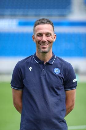 Christian Eichner (Karlsruher SC, Chef-Trainer), GER, Karlsruher SC (KSC, Karlsruhe), Fussball, 2. Bundesliga, Portaettermin, Spielzeit 2025 2026, 09.07.2025, DFL REGULATIONS PROHIBIT ANY USE OF PHOTOGRAPHS AS IMAGE SEQUENCES AND OR QUASI-VIDEO, GER, Karlsruher SC (KSC, Karlsruhe), Fussball, 2. Bundesliga, Portraettermin, Spielzeit 2025 2026, 09.07.2025 Karlsruhe