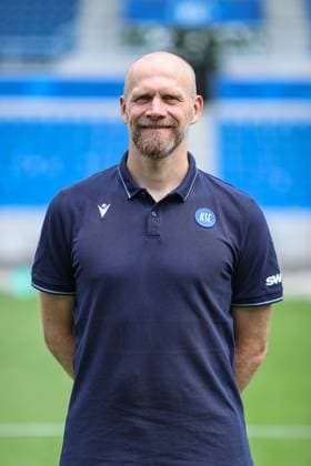 Markus Miller (Karlsruher SC, Torwart-Trainer), GER, Karlsruher SC (KSC, Karlsruhe), Fussball, 2. Bundesliga, Portaettermin, Spielzeit 2025 2026, 09.07.2025, DFL REGULATIONS PROHIBIT ANY USE OF PHOTOGRAPHS AS IMAGE SEQUENCES AND OR QUASI-VIDEO, GER, Karlsruher SC (KSC, Karlsruhe), Fussball, 2. Bundesliga, Portraettermin, Spielzeit 2025 2026, 09.07.2025 Karlsruhe