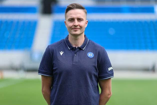 Sebastian Saglimbeni; Karlsruher SC Spielanalyst, GER, Karlsruher SC (KSC, Karlsruhe), Fussball, 2. Bundesliga, Portaettermin, Spielzeit 2025 2026, 09.07.2025, DFL REGULATIONS PROHIBIT ANY USE OF PHOTOGRAPHS AS IMAGE SEQUENCES AND OR QUASI-VIDEO, GER, Karlsruher SC (KSC, Karlsruhe), Fussball, 2. Bundesliga, Portraettermin, Spielzeit 2025 2026, 09.07.2025 Karlsruhe