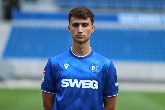 Noah Rupp (Karlsruher SC, 08), GER, Karlsruher SC (KSC, Karlsruhe), Fussball, 2. Bundesliga, Portaettermin, Spielzeit 2025 2026, 09.07.2025, DFL REGULATIONS PROHIBIT ANY USE OF PHOTOGRAPHS AS IMAGE SEQUENCES AND OR QUASI-VIDEO, GER, Karlsruher SC (KSC, Karlsruhe), Fussball, 2. Bundesliga, Portraettermin, Spielzeit 2025 2026, 09.07.2025 Karlsruhe