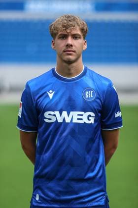 Meiko Waeschenbach (Karlsruher SC, 21), GER, Karlsruher SC (KSC, Karlsruhe), Fussball, 2. Bundesliga, Portaettermin, Spielzeit 2025 2026, 09.07.2025, DFL REGULATIONS PROHIBIT ANY USE OF PHOTOGRAPHS AS IMAGE SEQUENCES AND OR QUASI-VIDEO, GER, Karlsruher SC (KSC, Karlsruhe), Fussball, 2. Bundesliga, Portraettermin, Spielzeit 2025 2026, 09.07.2025 Karlsruhe