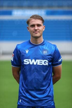 Ali-Eren Ersungur (Karlsruher SC, 27), GER, Karlsruher SC (KSC, Karlsruhe), Fussball, 2. Bundesliga, Portaettermin, Spielzeit 2025 2026, 09.07.2025, DFL REGULATIONS PROHIBIT ANY USE OF PHOTOGRAPHS AS IMAGE SEQUENCES AND OR QUASI-VIDEO, GER, Karlsruher SC (KSC, Karlsruhe), Fussball, 2. Bundesliga, Portraettermin, Spielzeit 2025 2026, 09.07.2025 Karlsruhe