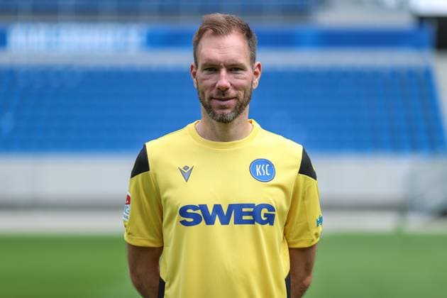 Robin Himmelmann (Karlsruher SC, Torwart 30), GER, Karlsruher SC (KSC, Karlsruhe), Fussball, 2. Bundesliga, Portaettermin, Spielzeit 2025 2026, 09.07.2025, DFL REGULATIONS PROHIBIT ANY USE OF PHOTOGRAPHS AS IMAGE SEQUENCES AND OR QUASI-VIDEO, GER, Karlsruher SC (KSC, Karlsruhe), Fussball, 2. Bundesliga, Portraettermin, Spielzeit 2025 2026, 09.07.2025 Karlsruhe