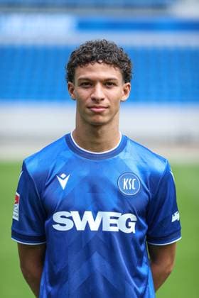 Louey Ben Farhat (Karlsruher SC, 19), GER, Karlsruher SC (KSC, Karlsruhe), Fussball, 2. Bundesliga, Portaettermin, Spielzeit 2025 2026, 09.07.2025, DFL REGULATIONS PROHIBIT ANY USE OF PHOTOGRAPHS AS IMAGE SEQUENCES AND OR QUASI-VIDEO, GER, Karlsruher SC (KSC, Karlsruhe), Fussball, 2. Bundesliga, Portraettermin, Spielzeit 2025 2026, 09.07.2025 Karlsruhe