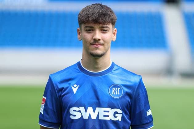 Rafael Pinto Pedrosa (Karlsruher SC, 36), GER, Karlsruher SC (KSC, Karlsruhe), Fussball, 2. Bundesliga, Portaettermin, Spielzeit 2025 2026, 09.07.2025, DFL REGULATIONS PROHIBIT ANY USE OF PHOTOGRAPHS AS IMAGE SEQUENCES AND OR QUASI-VIDEO, GER, Karlsruher SC (KSC, Karlsruhe), Fussball, 2. Bundesliga, Portraettermin, Spielzeit 2025 2026, 09.07.2025 Karlsruhe