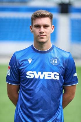 Marcel Beifus (Karlsruher SC, 04), GER, Karlsruher SC (KSC, Karlsruhe), Fussball, 2. Bundesliga, Portaettermin, Spielzeit 2025 2026, 09.07.2025, DFL REGULATIONS PROHIBIT ANY USE OF PHOTOGRAPHS AS IMAGE SEQUENCES AND OR QUASI-VIDEO, GER, Karlsruher SC (KSC, Karlsruhe), Fussball, 2. Bundesliga, Portraettermin, Spielzeit 2025 2026, 09.07.2025 Karlsruhe