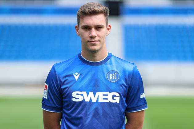 Marcel Beifus (Karlsruher SC, 04), GER, Karlsruher SC (KSC, Karlsruhe), Fussball, 2. Bundesliga, Portaettermin, Spielzeit 2025 2026, 09.07.2025, DFL REGULATIONS PROHIBIT ANY USE OF PHOTOGRAPHS AS IMAGE SEQUENCES AND OR QUASI-VIDEO, GER, Karlsruher SC (KSC, Karlsruhe), Fussball, 2. Bundesliga, Portraettermin, Spielzeit 2025 2026, 09.07.2025 Karlsruhe