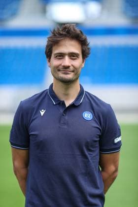 Yannick Romswinckel; Karlsruher SC Sportpsychologe, GER, Karlsruher SC (KSC, Karlsruhe), Fussball, 2. Bundesliga, Portaettermin, Spielzeit 2025 2026, 09.07.2025, DFL REGULATIONS PROHIBIT ANY USE OF PHOTOGRAPHS AS IMAGE SEQUENCES AND OR QUASI-VIDEO, GER, Karlsruher SC (KSC, Karlsruhe), Fussball, 2. Bundesliga, Portraettermin, Spielzeit 2025 2026, 09.07.2025 Karlsruhe