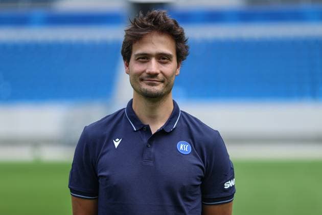 Yannick Romswinckel; Karlsruher SC Sportpsychologe, GER, Karlsruher SC (KSC, Karlsruhe), Fussball, 2. Bundesliga, Portaettermin, Spielzeit 2025 2026, 09.07.2025, DFL REGULATIONS PROHIBIT ANY USE OF PHOTOGRAPHS AS IMAGE SEQUENCES AND OR QUASI-VIDEO, GER, Karlsruher SC (KSC, Karlsruhe), Fussball, 2. Bundesliga, Portraettermin, Spielzeit 2025 2026, 09.07.2025 Karlsruhe