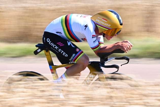 Tour de France 2025 Stage 5 CAEN, FRANCE - JULY 09 : Evenepoel Remco (BEL) of Soudal Quick-Step during stage 5 of the 112th edition of Tour de France an UCI World Tour 2.UWT Individual Time Trial stage for Men Elite of 33 km with start in Caen and finish in Caen on July 9, 2025 in Caen, France, 09 07 2025 ( Motordriver Kenny Verfaillie - Caen France  Copyright: xVincentxKalutx