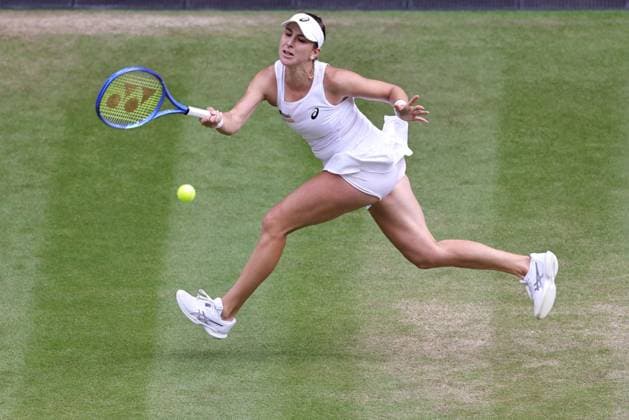 Belinda Bencic, SUI, during quarterfinal of 2025 All England Lawn Tennis Championships at Wimbledon, womens singles, London, 09 07 2025; -