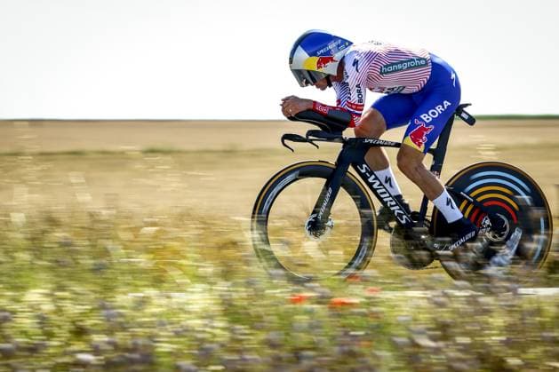 Slovenian Primoz Roglic of RedBull-BORA-hansgrohe pictured in action during stage five of the 2025 Tour de France cycling, a 33km time trial in Caen, France on Wednesday 09 July 2025. The 112th edition of the Tour de France starts on Saturday 5 July in Lille, France, and will finish in Paris, France on the 27th of July. JASPERxJACOBS  x128770582x