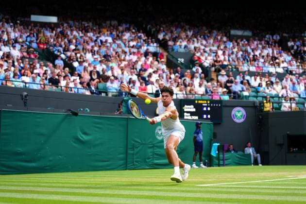 Ben Shelton during his quarter final match Wimbledon Tennis Championships, Day 10, The All England Lawn Tennis and Croquet Club, London, UK - 09 Jul 2025London The All England Lawn Tennis and United Kingdom  Copyright: xJavierxGarcia Shutterstockx 15389393eq