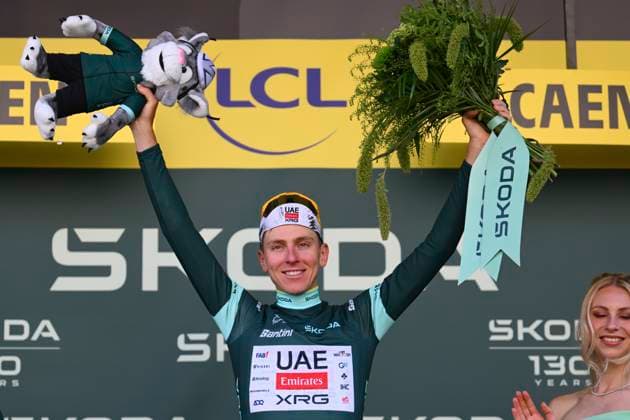 Tour de France 2025 Stage 5 CAEN, FRANCE - JULY 09 : Pogacar Tadej (SLO) of UAE Team Emirates pictured with the green jersey during the podium ceremony of stage 5 of the 112th edition of Tour de France an UCI World Tour 2.UWT Individual Time Trial stage for Men Elite of 33 km with start in Caen and finish in Caen on July 9, 2025 in Caen, France, 09 07 2025 ( Motordriver Kenny Verfaillie - Caen France  Copyright: xVincentxKalutx