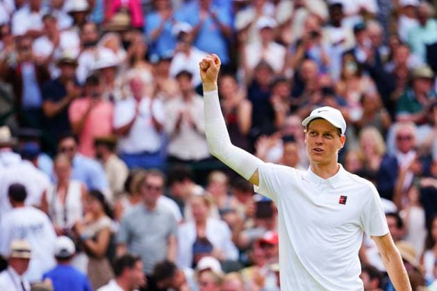 Jannik Sinner celebrates victory in his quarter final match Wimbledon Tennis Championships, Day 10, The All England Lawn Tennis and Croquet Club, London, UK - 09 Jul 2025London The All England Lawn Tennis and United Kingdom  Copyright: xJavierxGarcia Shutterstockx 15389393gy