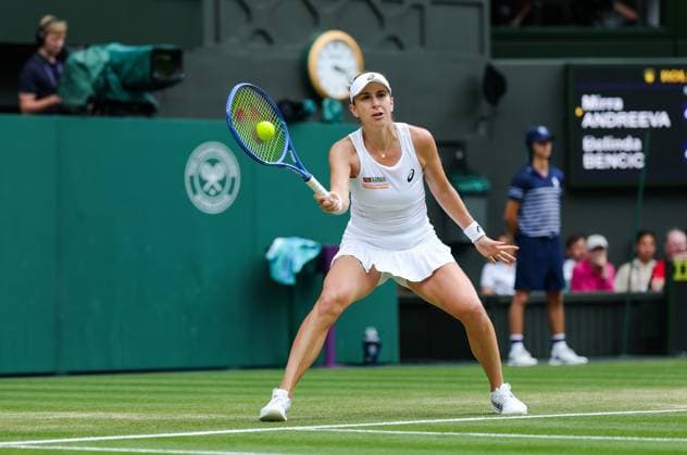 Wimbledon 2025 Day 10 Andreeva v Bencic Wimbledon Championships 2025 Day 10, 09 07 25 Ladies Singles - Quarter Final Centre Court Mirra Andreeva v Belinda Bencic Belinda Bencic in action  Copyright: xMarcxAspland ThexTimesx NINTCHDBPICT001008719746