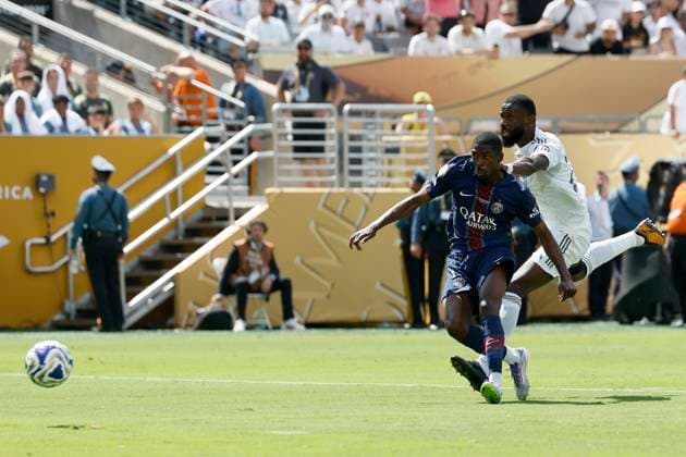 Paris Saint-Germain v Real Madrid CF: Semi Final - FIFA Club World Cup 2025 Ousmane Demble of Paris Saint-Germain scores 2nd goal after beating Antonio Rudiger of Real Madrid CF during the FIFA Club World Cup 2025 semi-final match between Paris Saint-Germain and Real Madrid CF at MetLife Stadium on July 9, 2025 in East Rutherford, United States. East Rutherford MetLife Stadium NJ United States Copyright: xRichardxSellers Sportsphoto APLx 14130508
