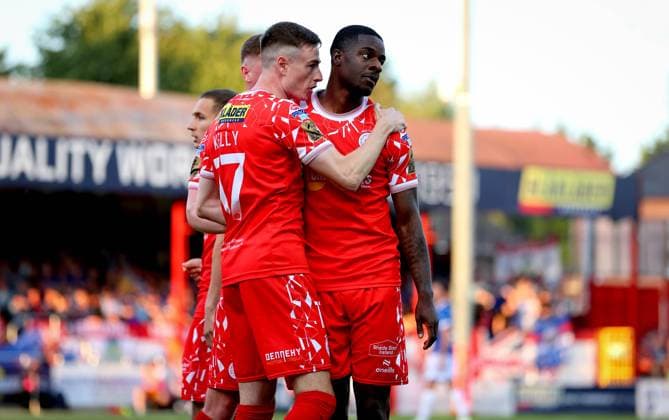 UEFA Champions League First Qualifying Round First Leg, Tolka Park, Dublin 9 7 2025 Shelbourne vs Linfield Shels™ Mipo Odubeko celebrates scoring the first goal of the game with Daniel Kelly Mipo Odubeko celebrates scoring the first goal with Daniel Kelly 9 7 2025  Copyright: x INPHO RyanxByrnex RB2_7446