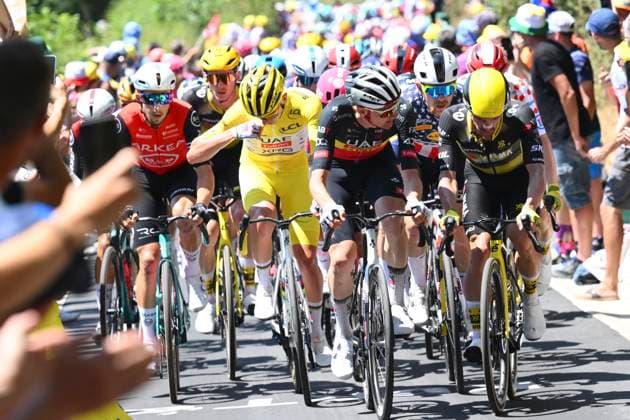 Tour de France 2025 Stage 6 VIRE NORMANDIE, FRANCE - JULY 10 : Pogacar Tadej (SLO) of UAE Team Emirates, Wellens Tim (BEL) of UAE Team Emirates, Campenaerts Victor (BEL) of Team Visma Lease a Bike during stage 6 of the 112th edition of Tour de France an UCI World Tour 2.UWT cycling road race stage for Men Elite of 201 km with start in Bayeux and finish in Vire Normandie on July 10, 2025 in Vire Normandie, France, 10 07 2025 ( Motordriver Kenny Verfaillie - Vire Normandie France  Copyright: xVincentxKalutx