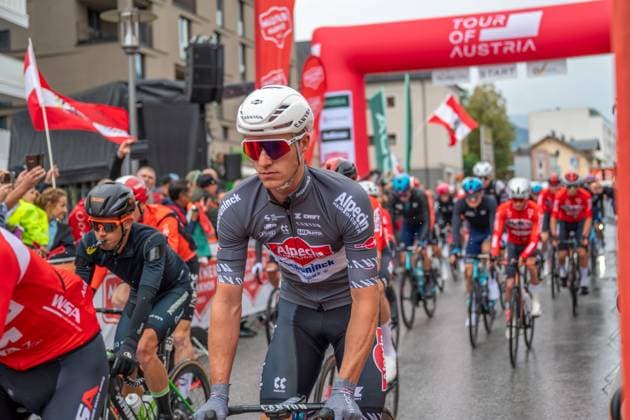 CYCLING - Tour of Austria 2025 BISCHOFSHOFEN,AUSTRIA,10.JUL.25 - CYCLING - Tour of Austria, stage 2, Bischofshofen - Sankt Johann Alpendorf. Image shows the start.  GEPAxpictures xWolfgangxKofler