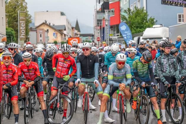 CYCLING - Tour of Austria 2025 BISCHOFSHOFEN,AUSTRIA,10.JUL.25 - CYCLING - Tour of Austria, stage 2, Bischofshofen - Sankt Johann Alpendorf. Image shows the teams at the start.  GEPAxpictures xWolfgangxKofler