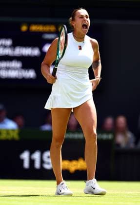 Aryna Sabalenka celebrates during her semi final match Wimbledon Tennis Championships, Day 11, The All England Lawn Tennis and Croquet Club, London, UK - 10 Jul 2025London The All England Lawn Tennis and United Kingdom  Copyright: xJamesxMarsh Shutterstockx 15390590cn