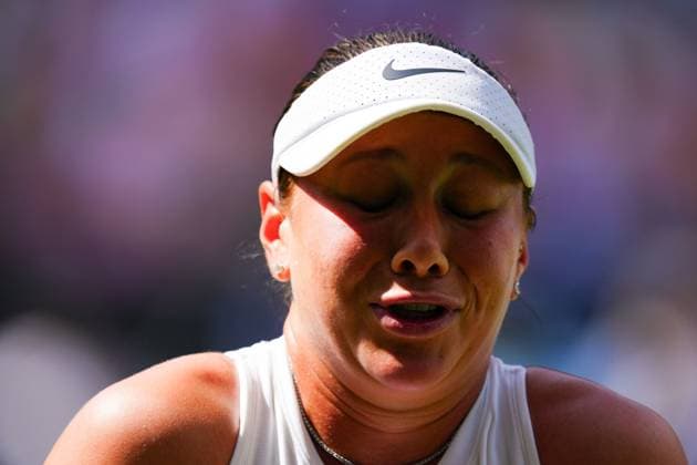 Amanda Anisimova upset during her semi final match Wimbledon Tennis Championships, Day 11, The All England Lawn Tennis and Croquet Club, London, UK - 10 Jul 2025London The All England Lawn Tennis and United Kingdom  Copyright: xJavierxGarcia Shutterstockx 15390589ds