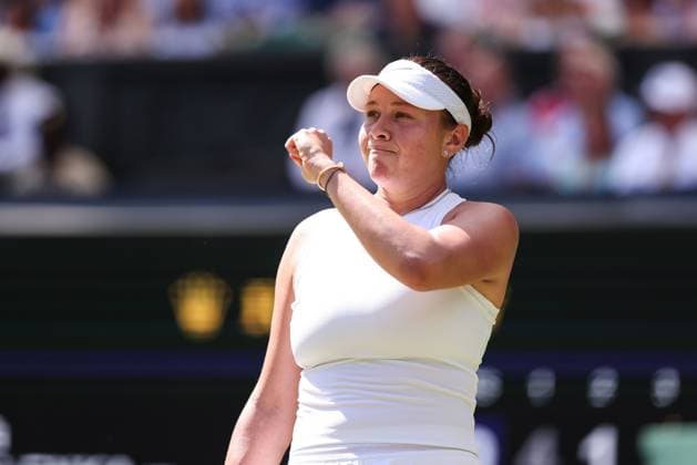 Amanda Anisimova macht die Faust und jubelt, Jubel, Freude, Emotion, Damen Einzel, Ladies Singles Tennis - Wimbledon 2025 - Grand Slam ITF ATP, Tennis Herren WTA, Tennis Damen - AELTC - London - - Great Britain - 10 July 2025. Copyright: xJuergenxHasenkopfx