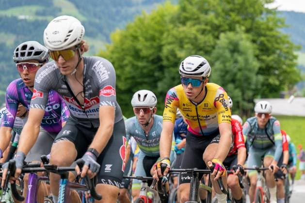 CYCLING - Tour of Austria 2025 SANKT JOHANN,AUSTRIA,10.JUL.25 - CYCLING - Tour of Austria, stage 2, Bischofshofen - Sankt Johann Alpendorf. Image shows the peloton.  GEPAxpictures xWolfgangxKofler