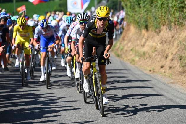 Tour de France 2025 Stage 6 VIRE NORMANDIE, FRANCE - JULY 10 : Benoot Tiesj (BEL) of Team Visma Lease a Bike during stage 6 of the 112th edition of Tour de France an UCI World Tour 2.UWT cycling road race stage for Men Elite of 201 km with start in Bayeux and finish in Vire Normandie on July 10, 2025 in Vire Normandie, France, 10 07 2025 ( Motordriver Kenny Verfaillie - Vire Normandie France  Copyright: xVincentxKalutx