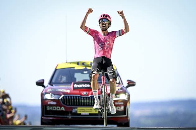 Irish Ben Healy of EF Education-EasyPost celebrates after winning stage six of the 2025 Tour de France cycling, from Bayeux to Vire Normandie (201 km), on Thursday 10 July 2025 in France. The 112th edition of the Tour de France starts on Saturday 5 July in Lille, France, and will finish in Paris, France on the 27th of July. JASPERxJACOBS  x128848454x