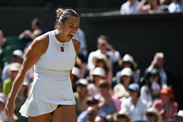(250710) -- LONDON, July 10, 2025 -- Aryna Sabalenka reacts during the women s singles semifinal match between Aryna Sabalenka of Belarus and Amanda Anisimova of the United States at the Wimbledon Tennis Championships in London, Britain, July 10, 2025. ) (SP)BRITAIN-LONDON-TENNIS-WIMBLEDON-WOMEN S SINGLES LixYing 