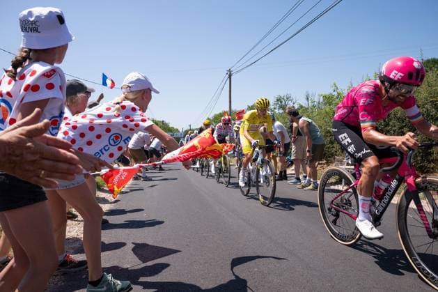 TDF Etape 6 PHOTOPQR OUEST FRANCE Guillaume Saligot Ouest-France ; Crepon ; 10 07 2025 ; Cyclisme Tour de France Etape 6 6 eme etape entre Bayeux et Vire ( Normandie ), le 10 juillet 2025 . Ici Ben Healy ( EF ) devant Tadej Pogacar ( UAE ) dans la cote de la ranconniere a Crepon ( Calvados ) devant le public avec des drapeaux normands . Photo : Guillaume Saligot Ouest-France - The 112th edition of the Tour de France starts on Saturday 5 July in Lille, France, and will finish in Paris, France on the 27th of July. July 10, 2025 Stage 6 from Bayeux to Vire Normandie (201 km) Crepon France  Copyright: xPHOTOPQR OUESTxFRANCE MAXPPPxGuillaumexSaligotx xOuest-Francex 20250710OFR2511 20250710OFR2511