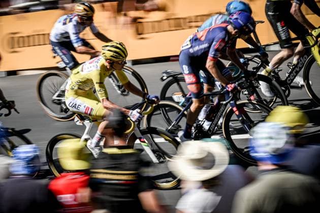 TOUR DE FRANCE 2025 PHOTOPQR OUEST FRANCE Martin ROCHE ; Bayeux ; 10 07 2025 ; Ce jeudi 10 juillet 2025 , la 6e étape du Tour de France 2025 Bayeux - Vire ( Normandie ) Ben Healy ( EF Education-EasyPost ) a remporté l étape devant Quinn Simmons ( Lidl-Trek ) et Michael Storer ( Tudor Pro Cycling ) . Mathieu Van der Poel a récupéré le maillot jaune a Tadej Pogacar ici l arrivée de Tadej Pogacar Photographe: Martin ROCHE Ouest-France - The 112th edition of the Tour de France starts on Saturday 5 July in Lille, France, and will finish in Paris, France on the 27th of July. July 10, 2025 Stage 6 from Bayeux to Vire Normandie (201 km) Bayeux FRANCE France  Copyright: xPHOTOPQR OUESTxFRANCE MAXPPPxMartinxROCHEx 20250710OFR2528 20250710OFR2528