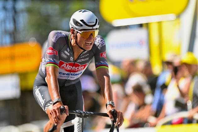 Tour de France - Stage 6 Mathieu Van Der Poel of Netherlands and Team Alpecin - Deceuninck celebrates at podium as Yellow leader jersey winner during the 112th Tour de France, Stage 6 a 201.5km stage from Bayeux to Vire Normandie UCIWT on July 10, 2025 in Vire Normandie, France. Photo by Franck Castel ABACAPRESS.COM vire France  Copyright: xCastelxFranck ABACAx