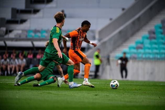 LJUBLJANA, SLOVENIA - 10 JULY, 2025: Alisson Santana Lopes Da Fonseca - The match UEFA Europa league FC Shakhtar Donetsk vs Ilves at Stadion Stozice.  Copyright: xVITALIIxKLIUIEVx