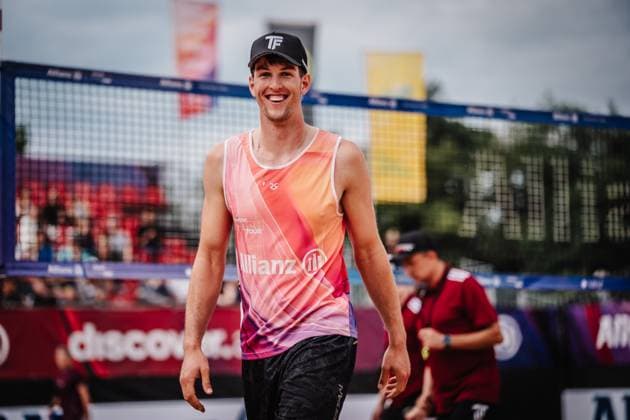 Beachvolleyball Männer Allianz German Beach Tour 2025 Tourstop München 10.07.2025 Tristan Fröbel freut sich nach den Sieg München Zentraler Hochschulsport Münche Bayern Deutschland