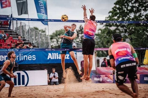 Beachvolleyball Männer Allianz German Beach Tour 2025 Tourstop München 10.07.2025 Yannik Ahr beim Angriff München Zentraler Hochschulsport Münche Bayern Deutschland