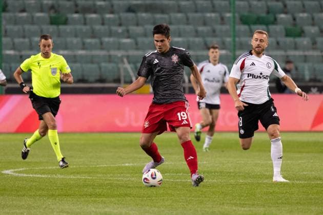 Legia Warszawa - Aktobe FK 10.07..2025 football, Warsaw, UEFA European League qualification (pilka nozna eliminacje Liga Europy) game Legia Warszawa - Aktobe FK image shows Oralkhan Omirtaev photo Katarazyna Plewczynska Fotostyk Copyright: xKatarzynaxPlewczynska Fotostykx 20250710FCTKP030