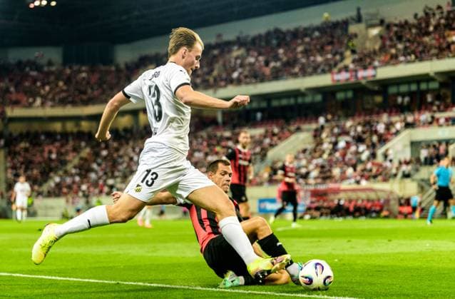 250710 Sigge Jansson of Häcken during the UEFA Europa League qualifier football match between Spartak Trnava and Häcken on July 10, 2025 in Trnava. Photo: Mathilda Schuler BILDBYRAN kod MA MA0843 fotboll football soccer fotball uefa europa league europa league spartak trnava häcken bbeng Copyright: MATHILDAxSCHULER BB250710MA085