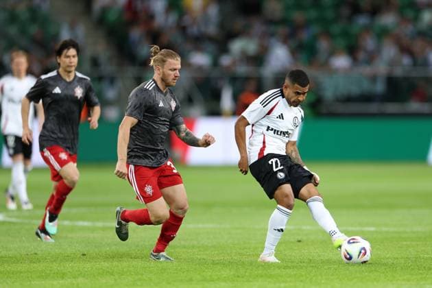 WARSZAWA 10.07.2025 MECZ I RUNDA ELIMINACYJNA LIGA EUROPY SEZON 2025 26: LEGIA WARSZAWA - FK AKTOBE --- UEFA EUROPA LEAGUE FIRST QUALIFYING ROUND MATCH: LEGIA WARSAW - FC AKTOBE NIKITA KORZUN JUERGEN ELITIM FOT. PIOTR KUCZA FOTOPYK NEWSPIX.PL --- newspix.pl 