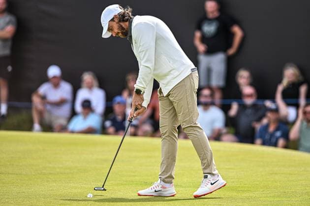Scottish Open Day One Tommy Fleetwood holes a putt on hole 6 on Day One of the Genesis Scottish Open 2025 at The Renaissance Club, North Berwick UK Newspapers OUT Copyright: xJamiexJohnstonx FIL-21958-0219